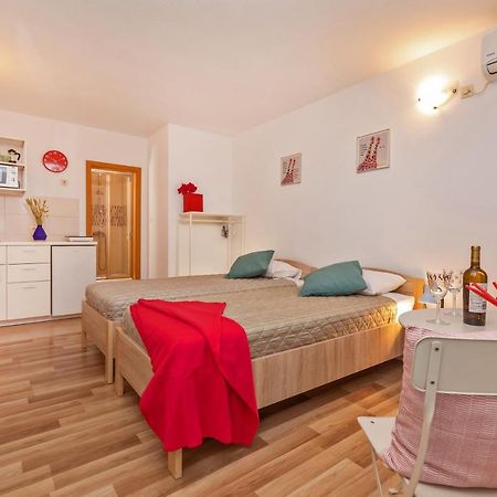 Bis Studio Apartment 3 Dubrovnik Bagian luar foto